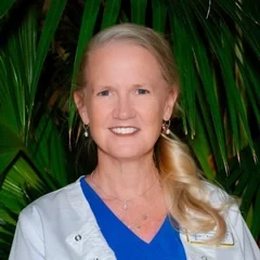 Karen, Registered Dental Assistant, Prosthodontics of Princeton.